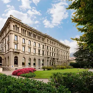 4* Hotell Palace